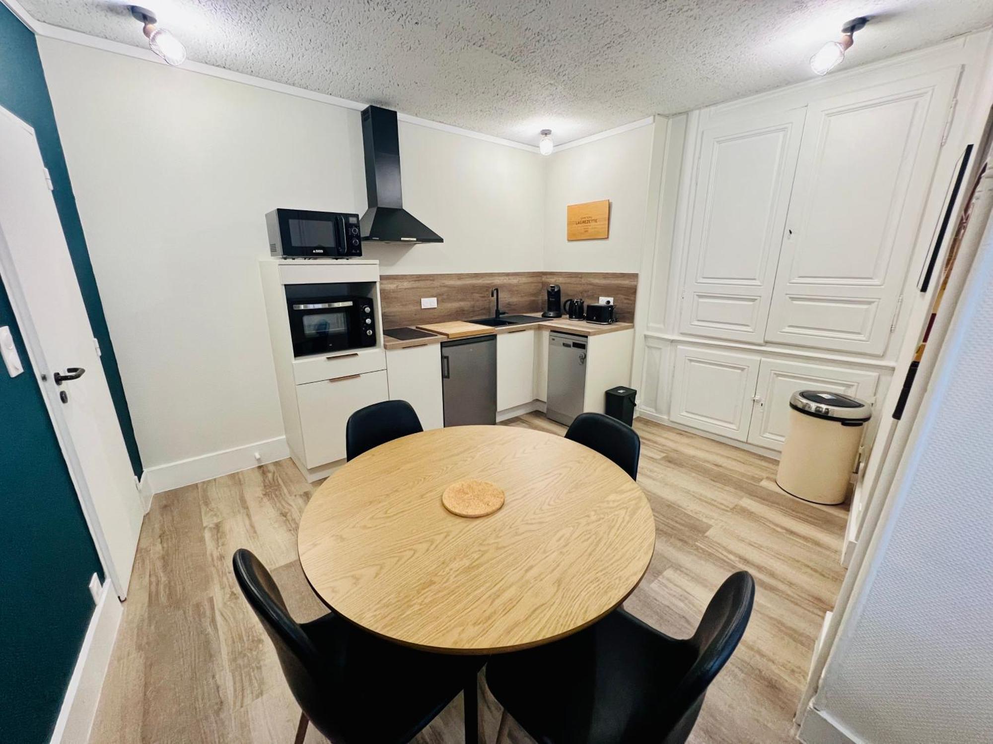 Le Coeur De Bourges Apartment Exterior photo